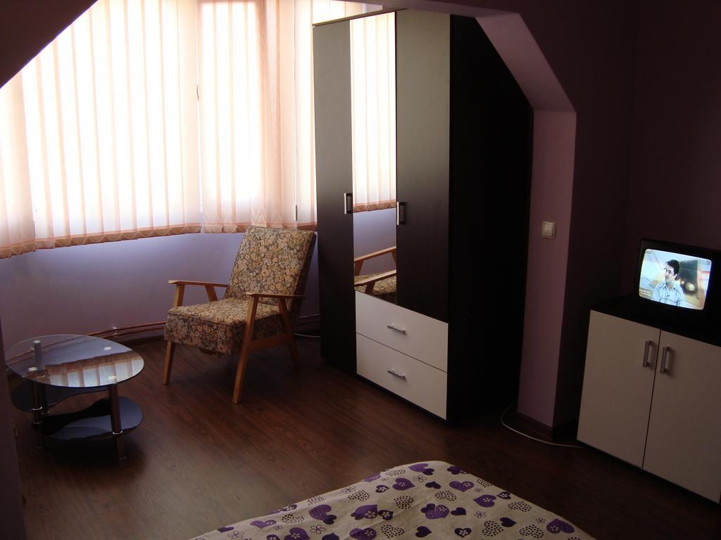 Apartamentul Republicii Alba Iulia Exterior photo